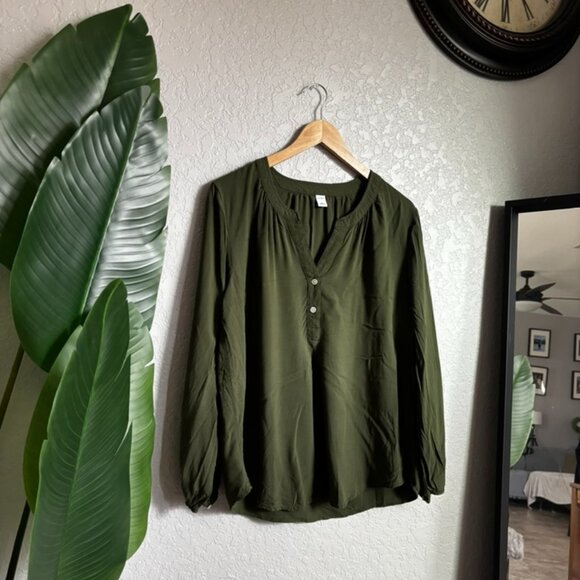 Olive Green Long Sleeve Old Navy Blouse - Women’s Size Large - Picture 1 of 4